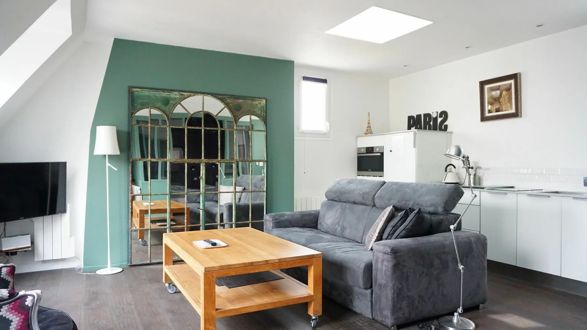 Bonne-nouvelle - 2 Pieces - 2 Apartment *